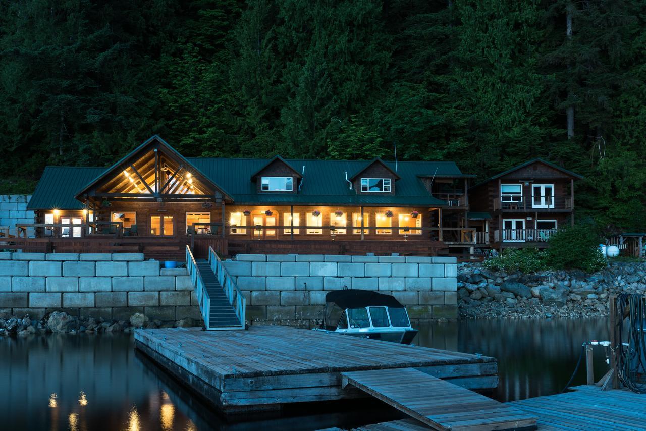 Desolation Sound Homfray Lodge מראה חיצוני תמונה