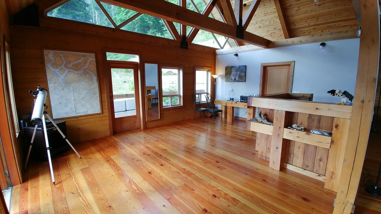 Desolation Sound Homfray Lodge מראה חיצוני תמונה