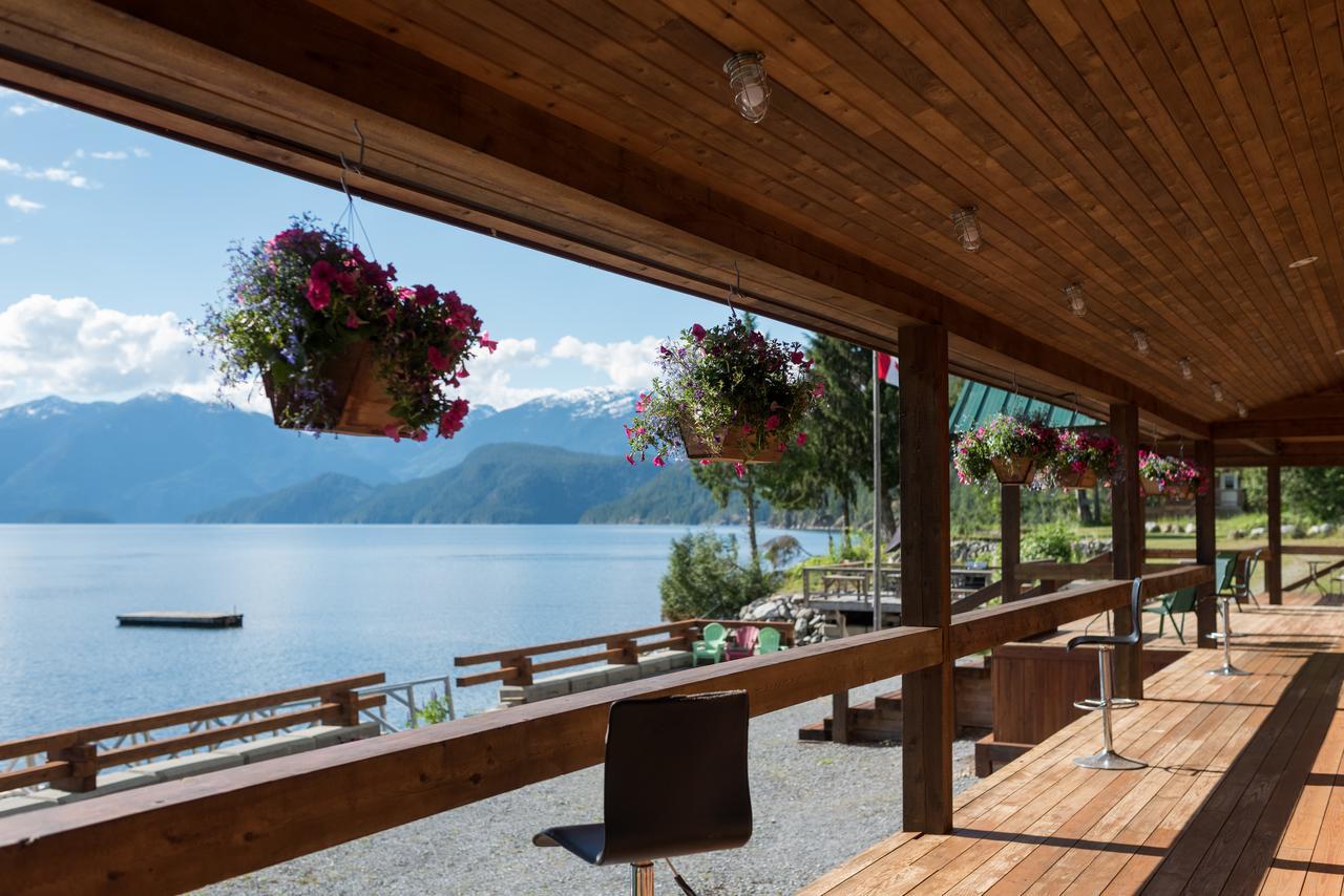 Desolation Sound Homfray Lodge מראה חיצוני תמונה