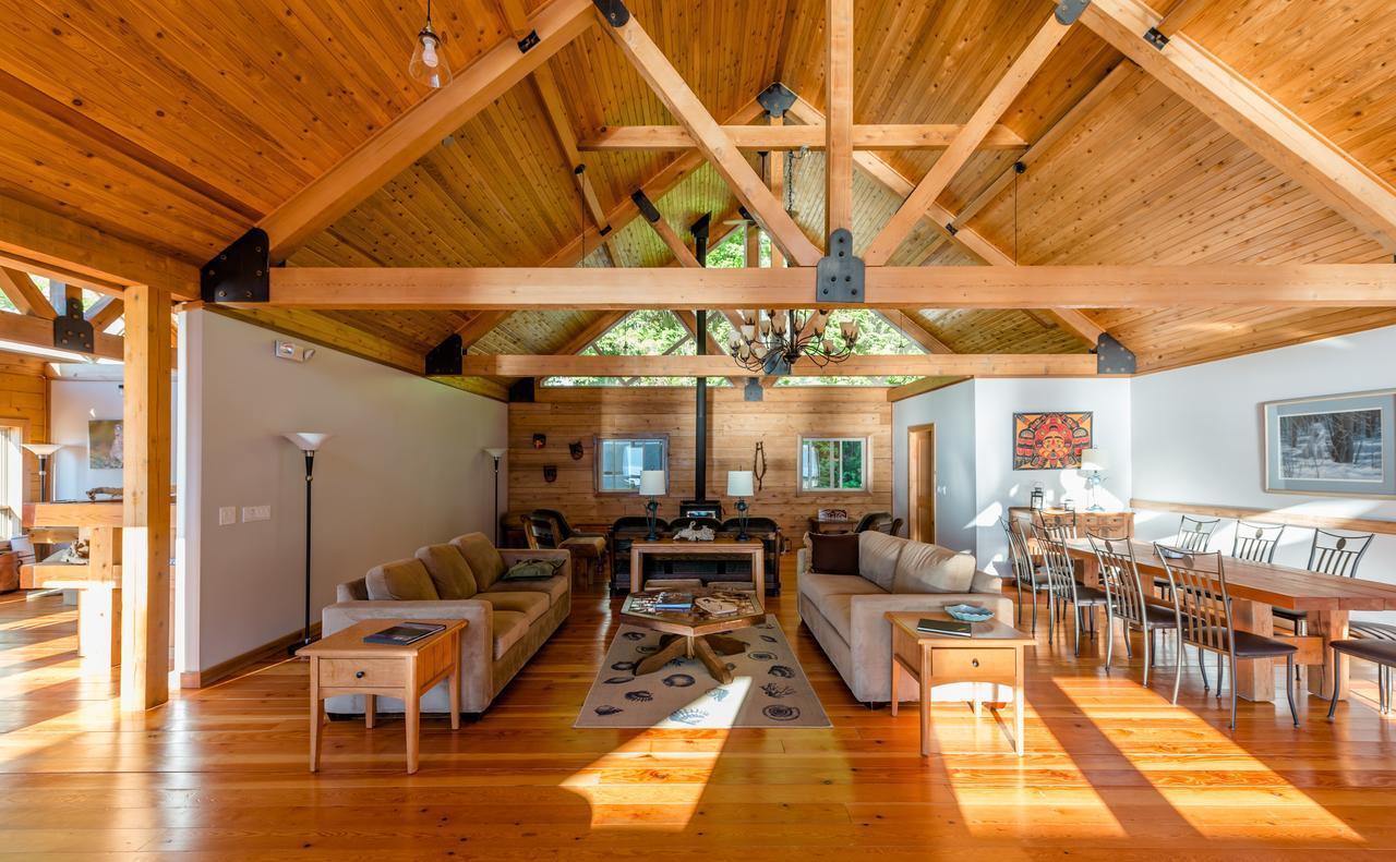 Desolation Sound Homfray Lodge מראה חיצוני תמונה